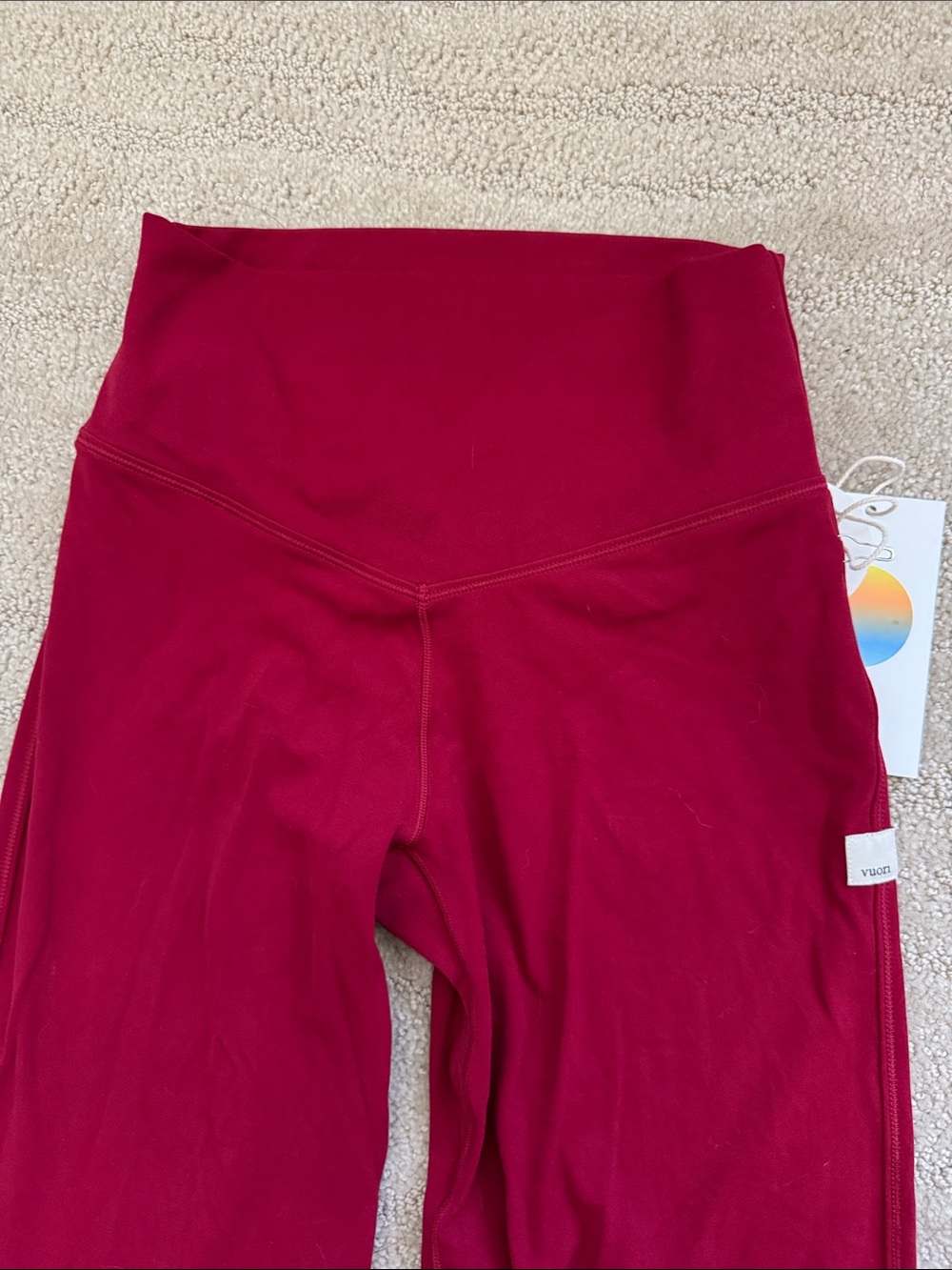 NWT Vuori All The Form Flare - XS - Strawberry - Picture 4 of 5